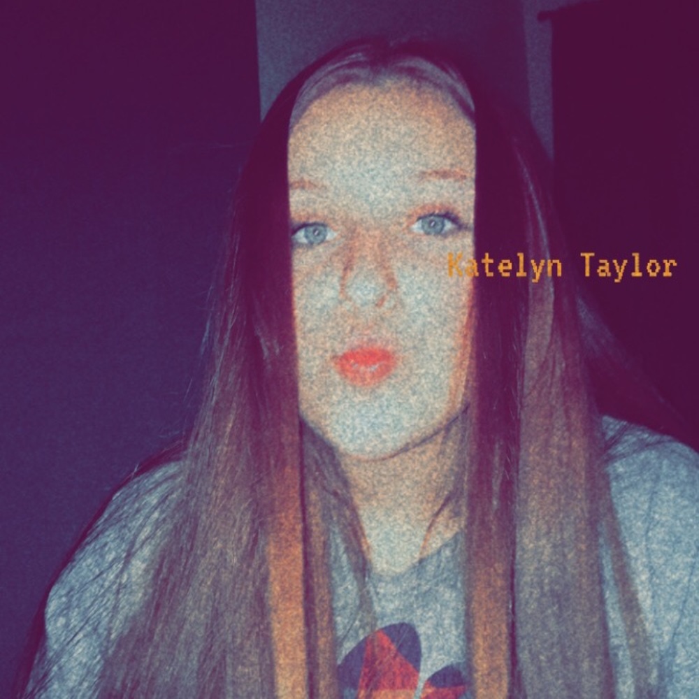 Meet your Posher, Katelyn